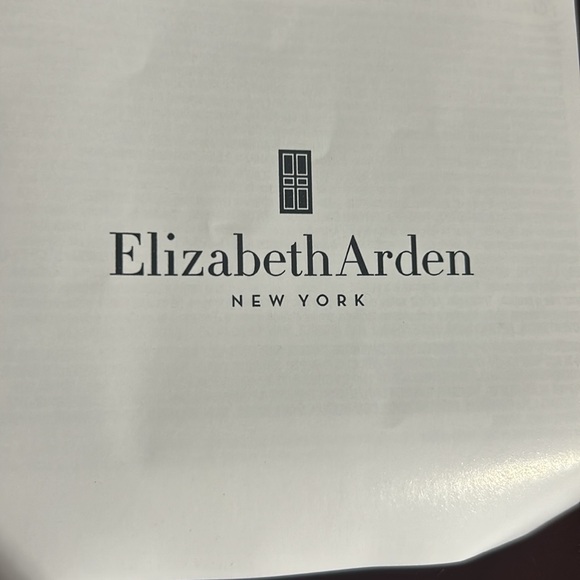 Elizabeth Arden NewYork 4 set combo 🩷 - Picture 9 of 10